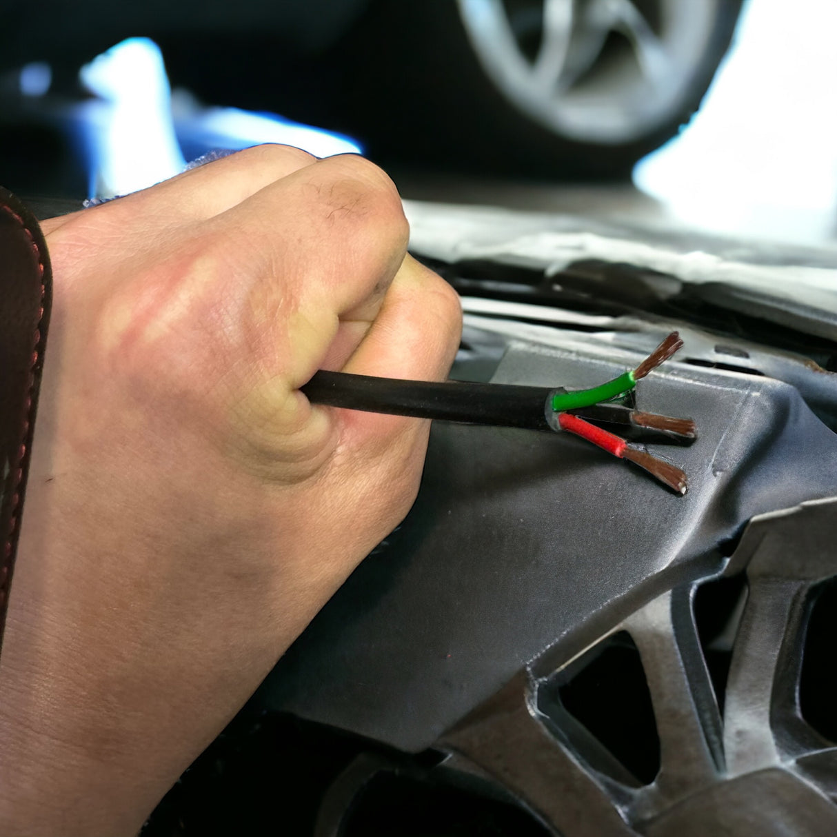 3 Core Cable 1.0mm² 16.5Amps Round Red/Black 12V 24V Auto Car Boat Automotive Wire